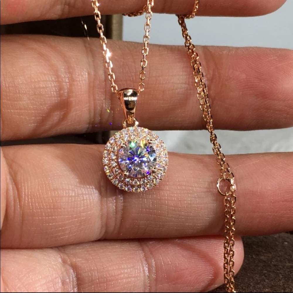 New Women’s Rose Gold Diamond Beautiful Necklace - Picture 2 of 3